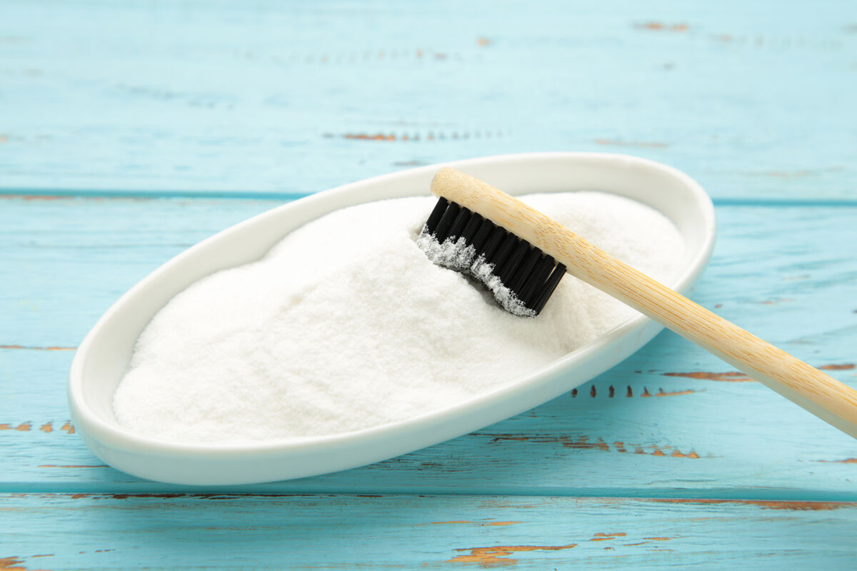 Baking Soda & Hydrogen Peroxide: An Effective Treatment for Periodontitis